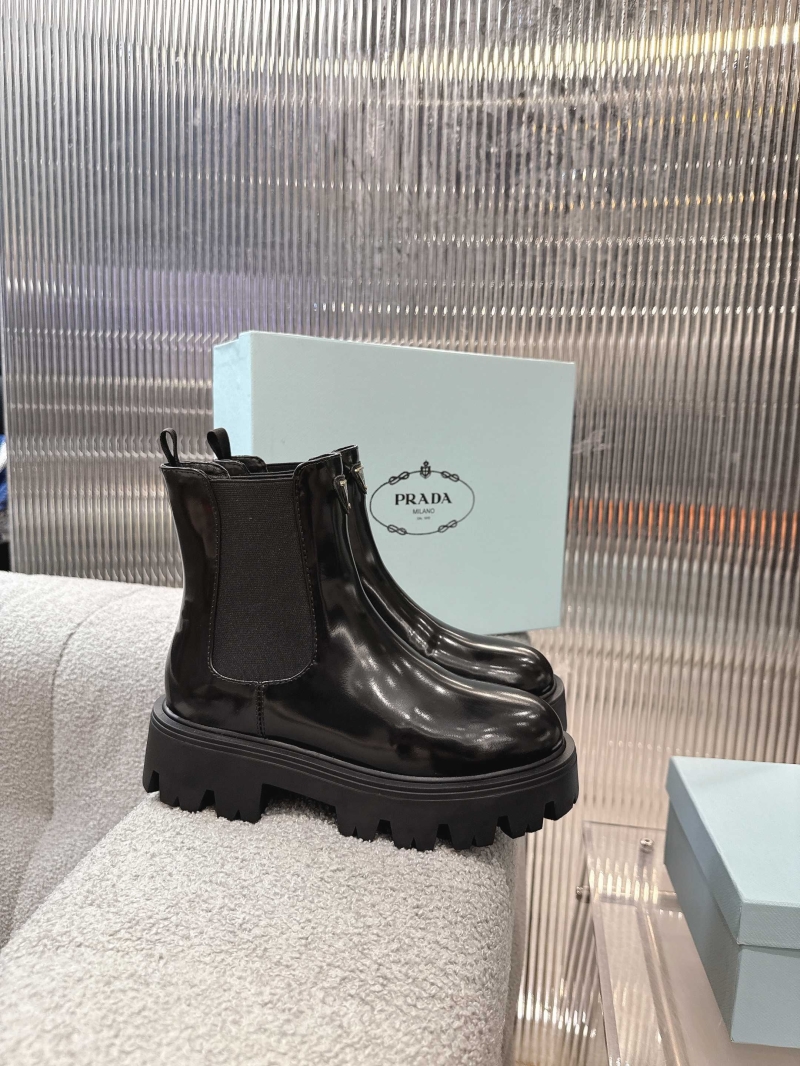 Pra*a boots